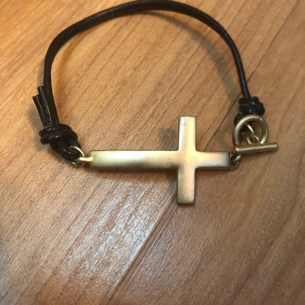 Cross bracelet
